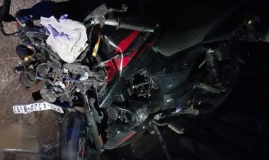 दर्दनाक हादसा : ट्रैक्टर ट्राली में घुसे बाइक चालक, दो की मौत