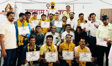 रतलाम प्रेस क्लब के निर्वाचन सम्पन्न, गोस्वामी फिर बने अध्यक्ष