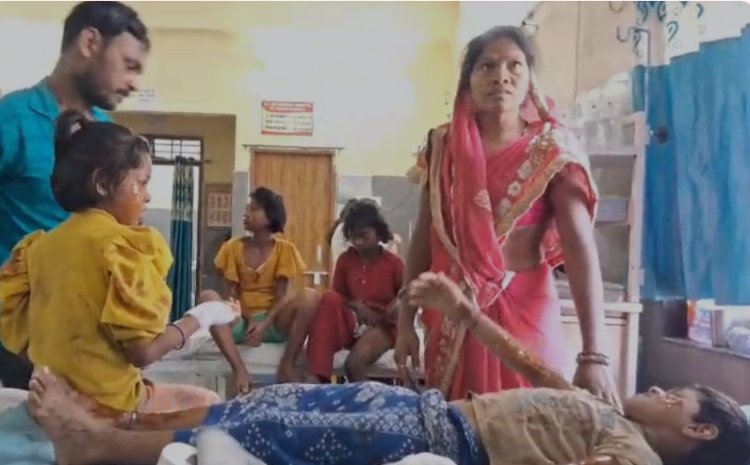 घर में विस्फोट : अचानक विस्फोट होने से खेल रहे बच्चे झुलसे