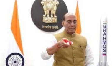 लखनऊ में बनेगी ब्रह्मोस मिसाइल : रक्षा मंत्री ने किया टेस्टिंग फैसिलिटी का उद्घाटन