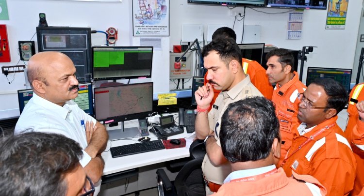 सुरक्षा की दृष्टि से इंडियन आयल डिपो का निरीक्षण किया कलेक्टर, एस.पी. ने