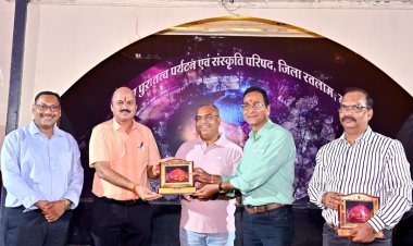 गुलाब चक्कर की कलात्मक एवं उत्कृष्ट फोटोग्राफी के लिए वरिष्ठ फोटोग्राफर हेमेंद्र उपाध्याय को किया सम्मानित