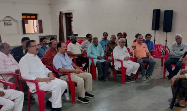 कला सरोकार : रंगमंच के लिए बढ़ रहीं चुनौतियां, सरकार का रुख भी उदासीन, चेतनाशील लोगों को इकट्ठा होकर इस दिशा में काम करने की जरूरत