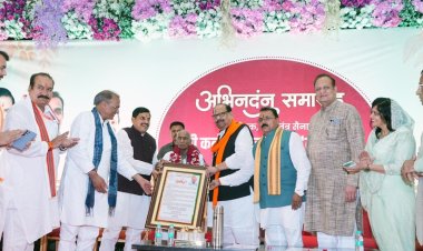 सामाजिक सरोकार : राष्ट्र सेवक, लोकतंत्र सेनानी श्री कन्हैयालाल मौर्य "मामाजी" का मुख्यमंत्री डॉ. मोहन यादव ने किया अभिनंदन