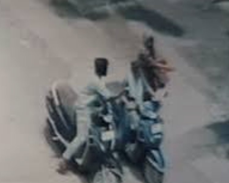 अब कैची से हमला : युवती द्वारा शादी करने से मना करने पर कैंची मारकर किया जान लेवा हमला