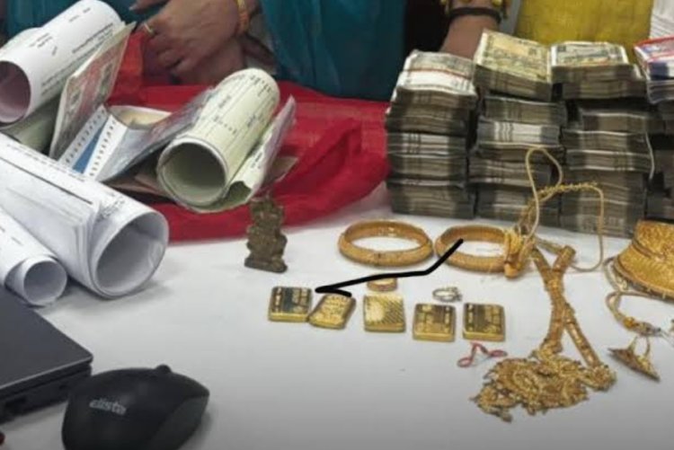 दंपति की दबंगई : अश्लील वीडियो बनाकर सराफा कारोबारी से करोड़ों रुपए की ब्लैकमेलिंग करने वाले दंपति को पुलिस ने किया गिरफ्तार