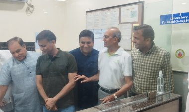 सामाजिक सरोकार : डीआरएम द्वारा मानव सेवा समिति रक्त कोष का निरीक्षण