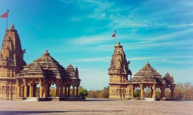 विचार सरोकार : सुंदर शिल्पकारी से परिपूर्ण होने के बावजूद बहुत अधिक अभिरुचि दर्शकों की इस मंदिर के प्रति नहीं