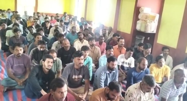 सामाजिक सरोकार : अगरबत्ती निर्माण कर व्यतीत करें सम्मान पूर्वक जीवन