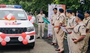 सामाजिक सरोकार : रतलाम पुलिस को मिले सुविधा युक्त 21 वाहन, डायल 112  हरी झंडी दिखाकर किया रवाना