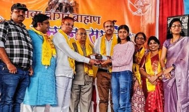 सामाजिक सरोकार : नागर ब्राह्मण समाज के प्रतिभावान का किया सम्मान, सेवानिवृत्त का अभिनंदन