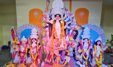 धर्म संस्कृति : बंगाली समाज का सार्वजनिक श्री दुर्गा पूजा महोत्सव शुरू, महा अष्टमी पर होगी संधि पूजा