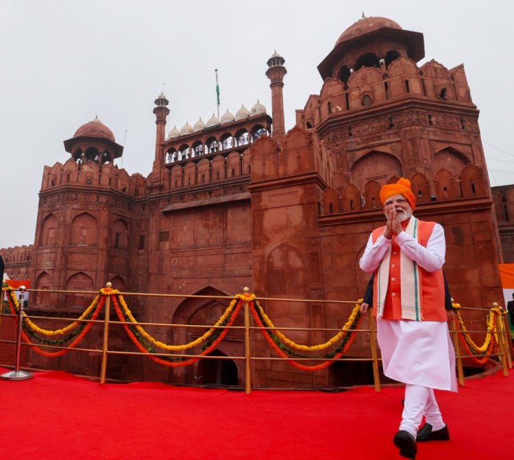 मोदी की बातों में है माटी की महक, प्रधानमंत्री का संवाद देश और दिलों को जोड़ता