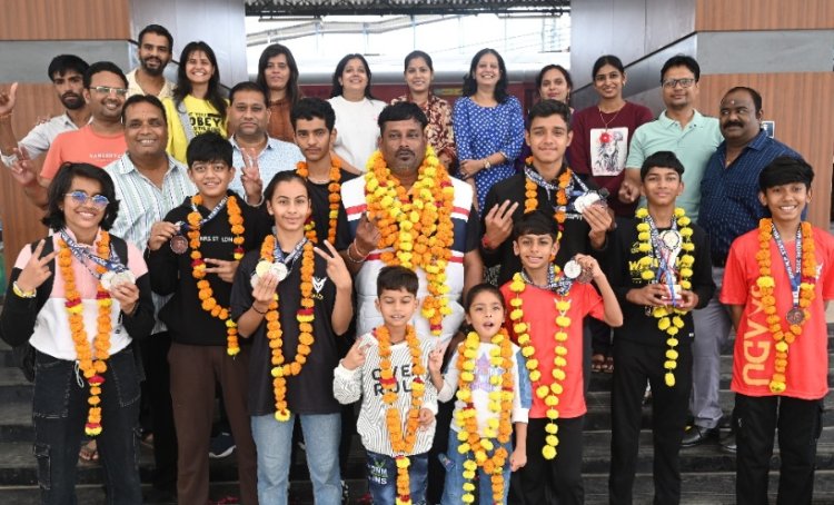 खेल सरोकार : 30 वीं रोलर स्केटिंग फेडरेशन ऑफ इंडिया की प्रतियोगिता में रतलाम के खिलाड़ियों ने जीते 19 पदक