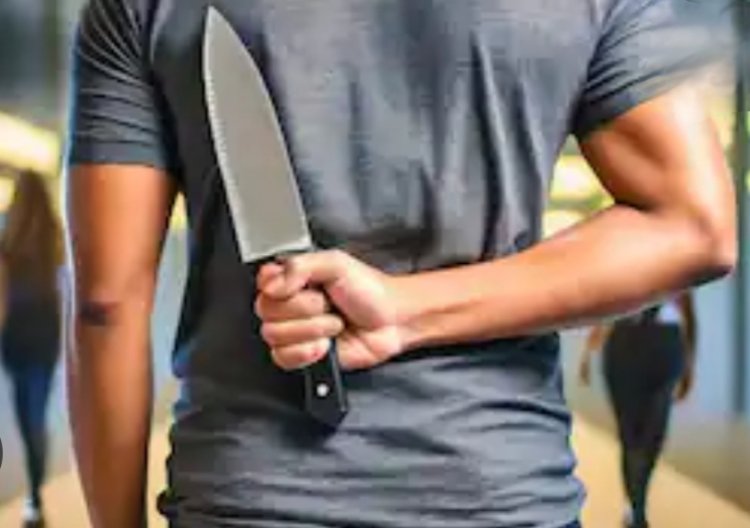 वसूली भाइयों पर पुलिस की कार्रवाई, चाकू के साथ किया गिरफ्तार