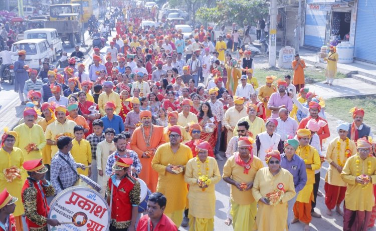 अनुकरणीय सरोकार : धर्म संस्कार, पर्यावरण सबक और जीवन की शिक्षा से लबरेज हुए यज्ञोपवीत धारण करने वाले बटुक