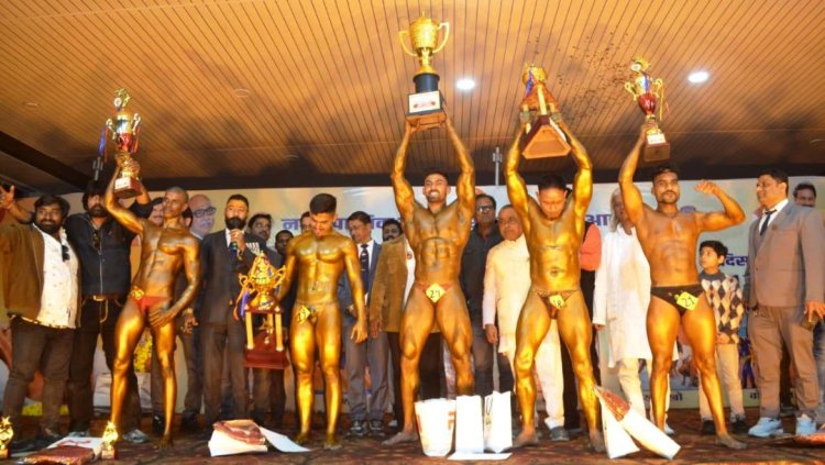 उभरती हुई चमकदार मांसपेशियों ने जीता त्रिवेणी मेले में दर्शकों का दिल