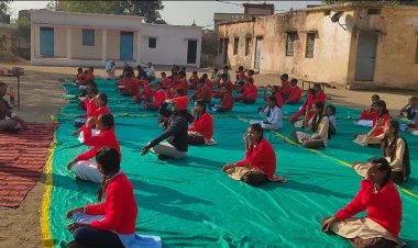 “युवा दिवस” के उपलक्ष्य में सामूहिक सूर्य नमस्कार का आयोजन 