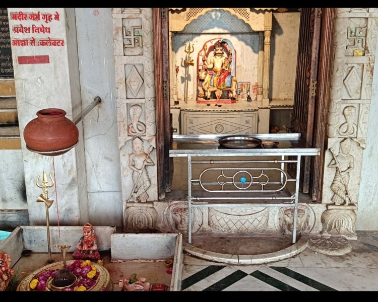 धर्म संस्कृति : शहर के प्राचीन श्री गढ़ कैलाश महादेव मंदिर में हुआ गलन्तिका बंधन