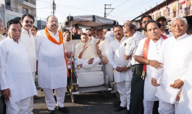 धर्म संस्कृति : चेतन्य काश्यप जैसे गुरूभक्त मिल जाए, तो हो सकते है अनेक अच्छे काम 