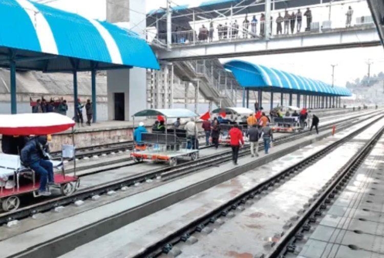 रेलयात्री सरोकार : रतलाम मंडल में ब्लॉक के कारण होगी एक दर्जन से अधिक ट्रेनें प्रभावित