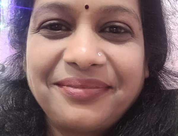 उपलब्धि सरोकार : त्रिवेदी स्कूल से उप संचालक तक, सैलाना की विनीता लोढ़ा की सफलता की उड़ान