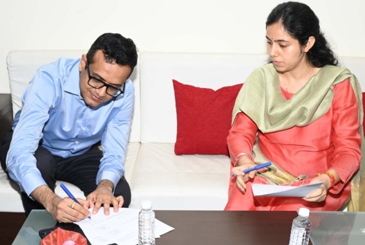 नवागत कलेक्टर अजय कटेसरिया ने किया पदभार ग्रहण