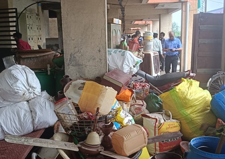 नगर निगम का छल या योजना की विफलता? 208 गरीब दलित परिवारों को आशियाना देकर किया बेघर