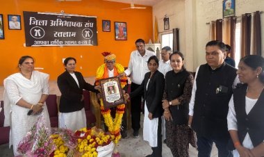 70 वर्षों की अविचल तपस्या: उम्र के 90वें पड़ाव पर भी कोर्ट में डटे एडवोकेट त्रिपाठी बने समाज और युवा पीढ़ी के लिए नजीर